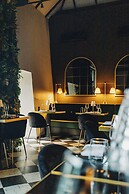 The Chesterton Hotel