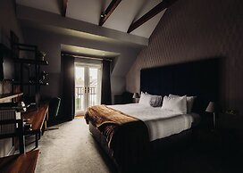 The Chesterton Hotel