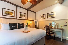 The Woolpack Hotel