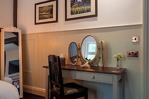 The Woolpack Hotel