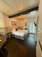 The Woolpack Hotel