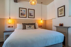 The Woolpack Hotel