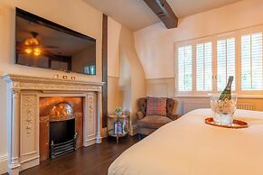 The Woolpack Hotel