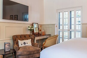 The Woolpack Hotel