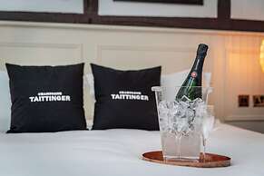 The Woolpack Hotel