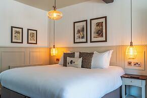 The Woolpack Hotel