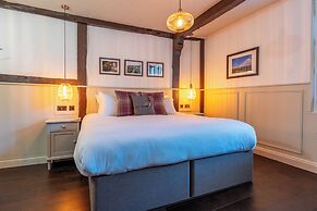 The Woolpack Hotel
