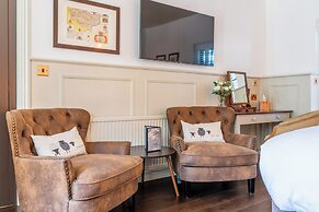 The Woolpack Hotel