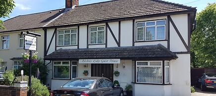 Aylesbray Lodge