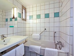 Mercure Luxeuil les Bains Hexagone