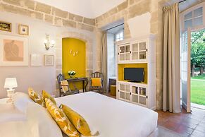 Chateau de Mazan - Handwritten Collection