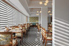 The Avenue Regent