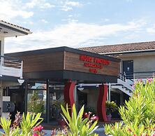 Hotel Phoebus Garden & Spa