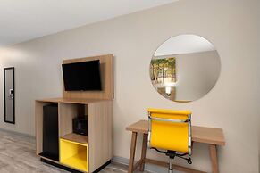 Days Inn by Wyndham Lincoln