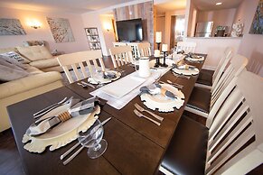 Bella Vista Hotel & Suites