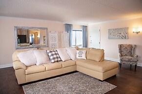 Bella Vista Hotel & Suites