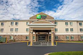 Holiday Inn Express Hotel & Suites Clinton by IHG