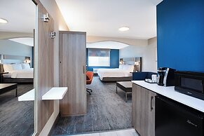 Holiday Inn Express Hotel & Suites Defiance by IHG