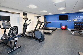 Holiday Inn Express Hotel & Suites Defiance by IHG