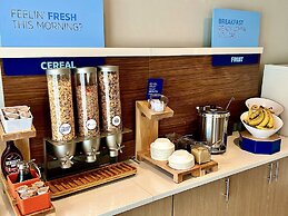 Holiday Inn Express Hotel & Suites Tampa Northwest - Oldsmar by IHG