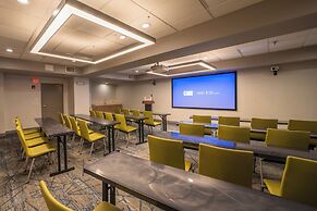 Holiday Inn Express Hotel & Suites Tampa Northwest - Oldsmar by IHG