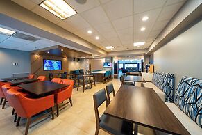 Holiday Inn Express Hotel & Suites Tampa Northwest - Oldsmar by IHG