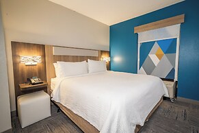 Holiday Inn Express Hotel & Suites Tampa Northwest - Oldsmar by IHG