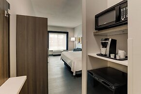Holiday Inn Express & Suites Richmond by IHG