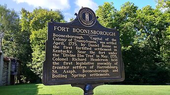 Holiday Inn Express & Suites Richmond by IHG