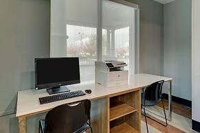 Holiday Inn Express & Suites Richmond by IHG