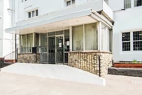 Russel Court Hotel Bournemouth Central