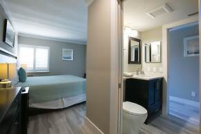 Marco Beach Vacation Suites