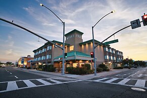Hotel Aluxor SFO