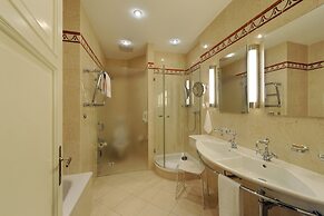 Hotel Waldhaus Sils