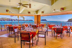 Las Brisas Huatulco – All Inclusive