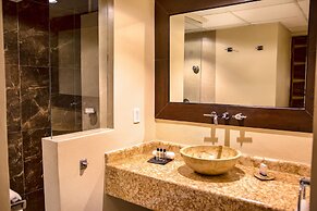 Las Brisas Huatulco – All Inclusive