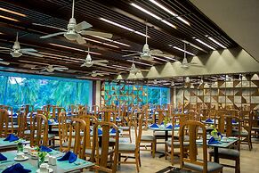 Las Brisas Huatulco – All Inclusive