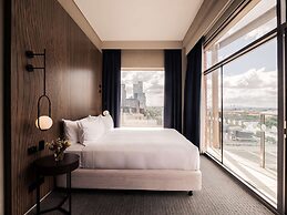 DoubleTree by Hilton Hotel Melbourne - Flinders Street