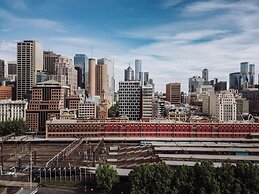 DoubleTree by Hilton Hotel Melbourne - Flinders Street