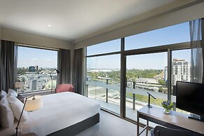 DoubleTree by Hilton Hotel Melbourne - Flinders Street