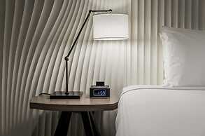 DoubleTree by Hilton Hotel Melbourne - Flinders Street