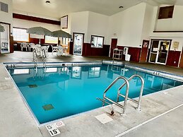 Quality Inn & Suites Eldridge Davenport North