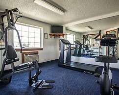 Quality Inn & Suites Eldridge Davenport North