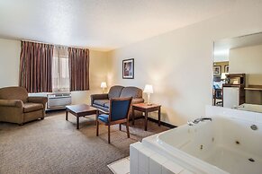Quality Inn & Suites Eldridge Davenport North
