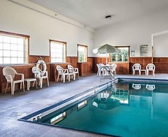 Quality Inn & Suites Eldridge Davenport North