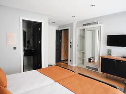 Hotel Poem