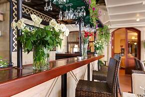 Arena Hotel - Special Class