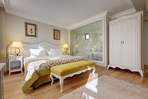 Arena Hotel - Special Class