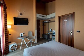 La Villa, Sure Hotel Collection by Best Western