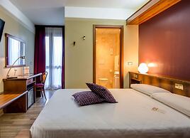 La Villa, Sure Hotel Collection by Best Western